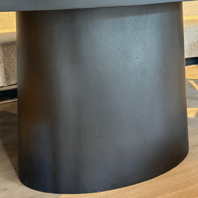 Geheel houten onderstel eettafel AIDA