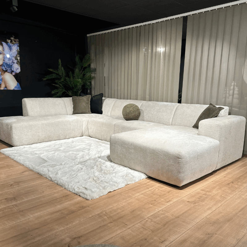 Schuin zijaanzicht van bankstel Memo met moderne hoekopstelling